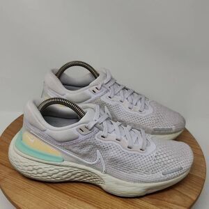 Nike Women's Athletic Shoes - White and Soft Pastel